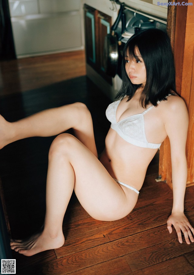 Mizuki Saiba 西葉瑞希, Weekly Playboy 2022 No.52 (週刊プレイボーイ 2022年52号) No.3db465