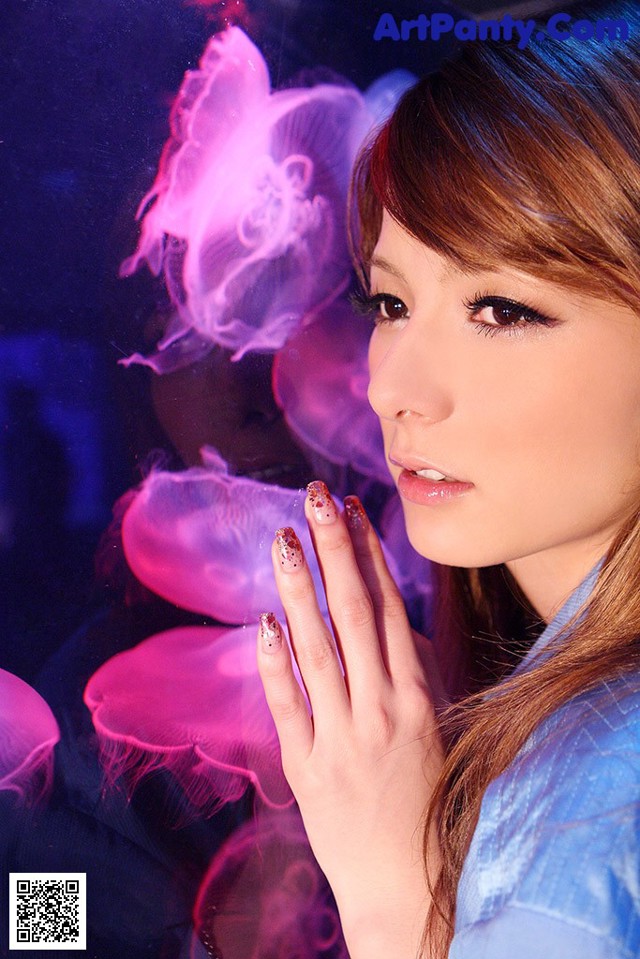 Suzanne - Livean Dewasa 18 No.879c97