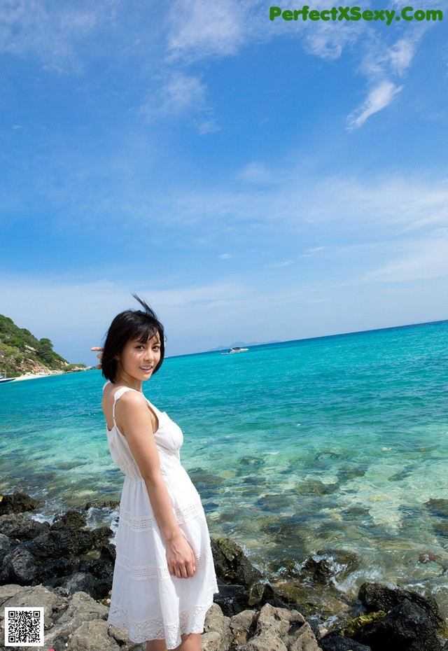 China Matsuoka - Stud Bugil Pantai No.68a024